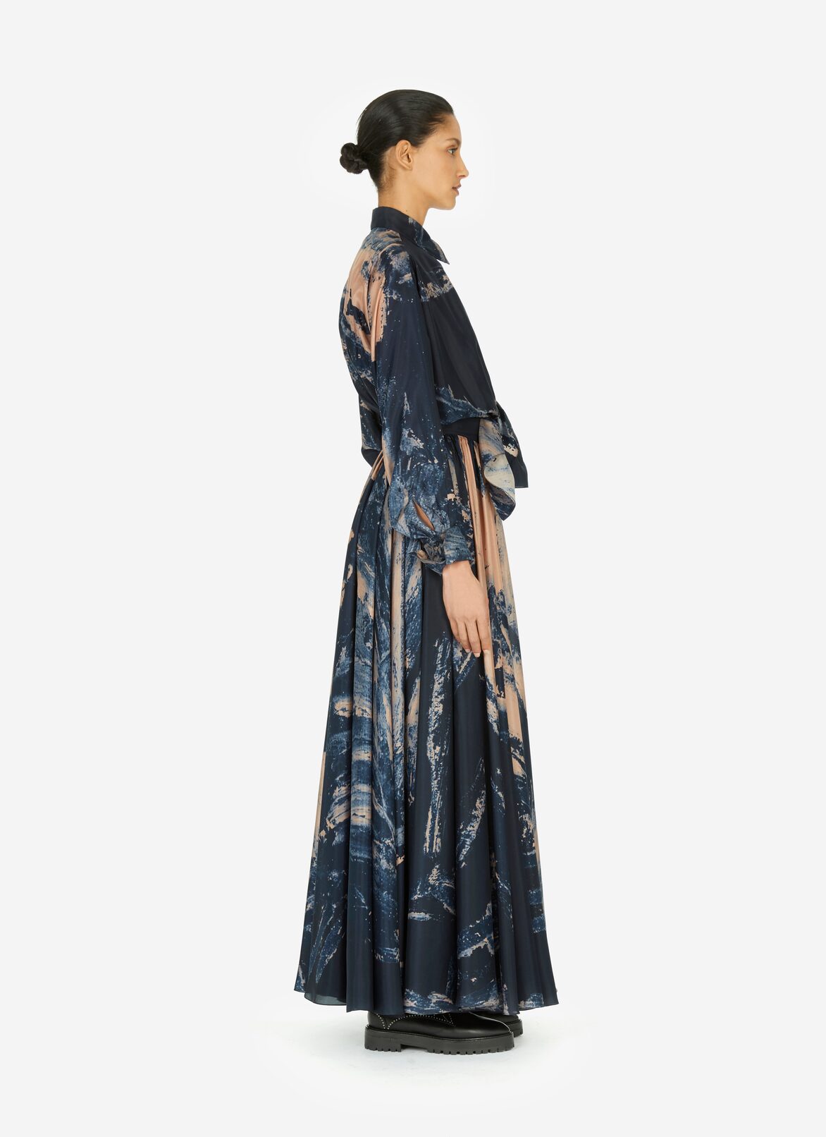 Knotted printed habotai silk shirt  ALAÏA BLUE/NEUTRAL KNOTTED PRINTED HABOTAI SILK SHIRT